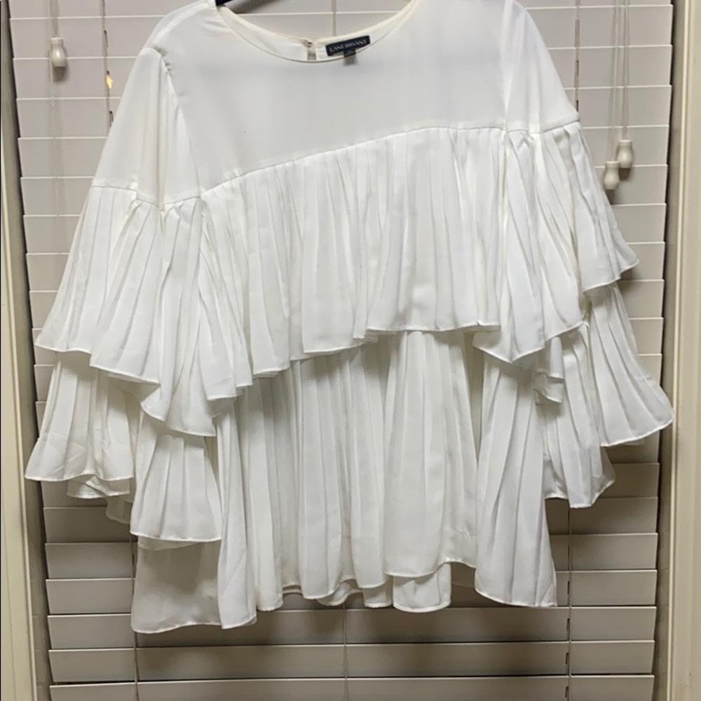 Flowy white top